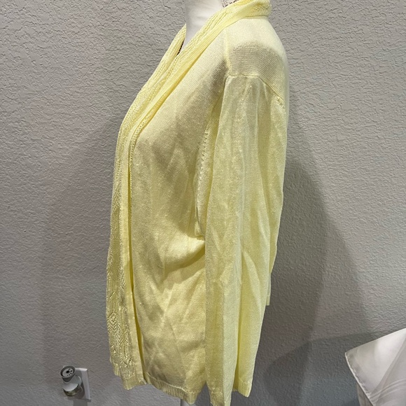 Jones New York Collection soft yellow cardigan size 1x - Picture 3 of 4